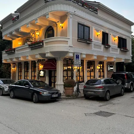 Koja Boutique * Tiran