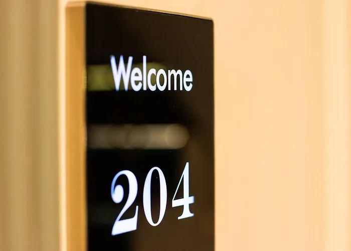 Koja Boutique * 地拉那